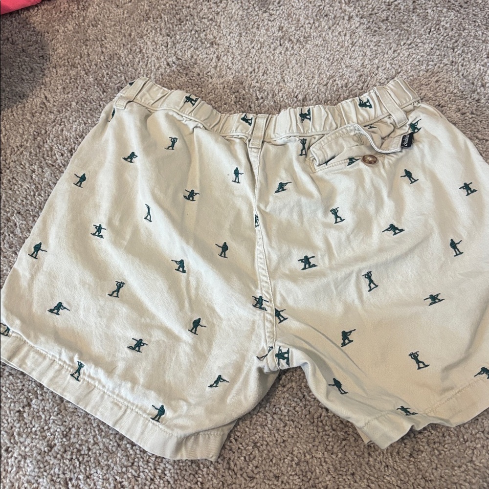 Chubbies Men’s Medium 3in Inseam Toy Solider Khaki Shorts - Picture 4 of 6